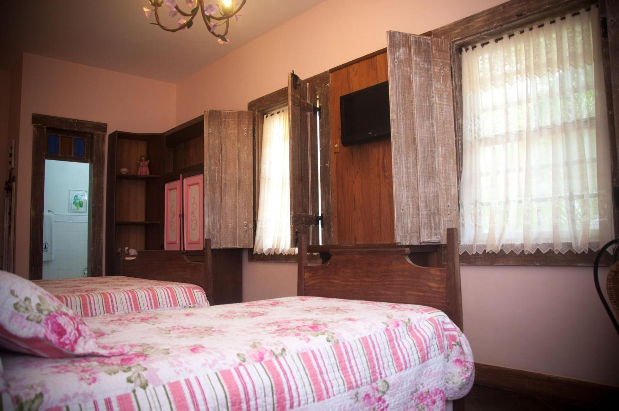 Pousada Xica Da Silva Tiradentes Habitación foto